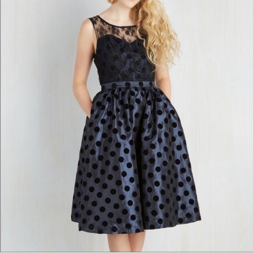 ModCloth Polka Dot Fit Flare Dress Navy Black Lace Wedding Guest Retro M